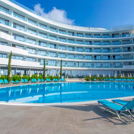 Astoria Hotel 3*